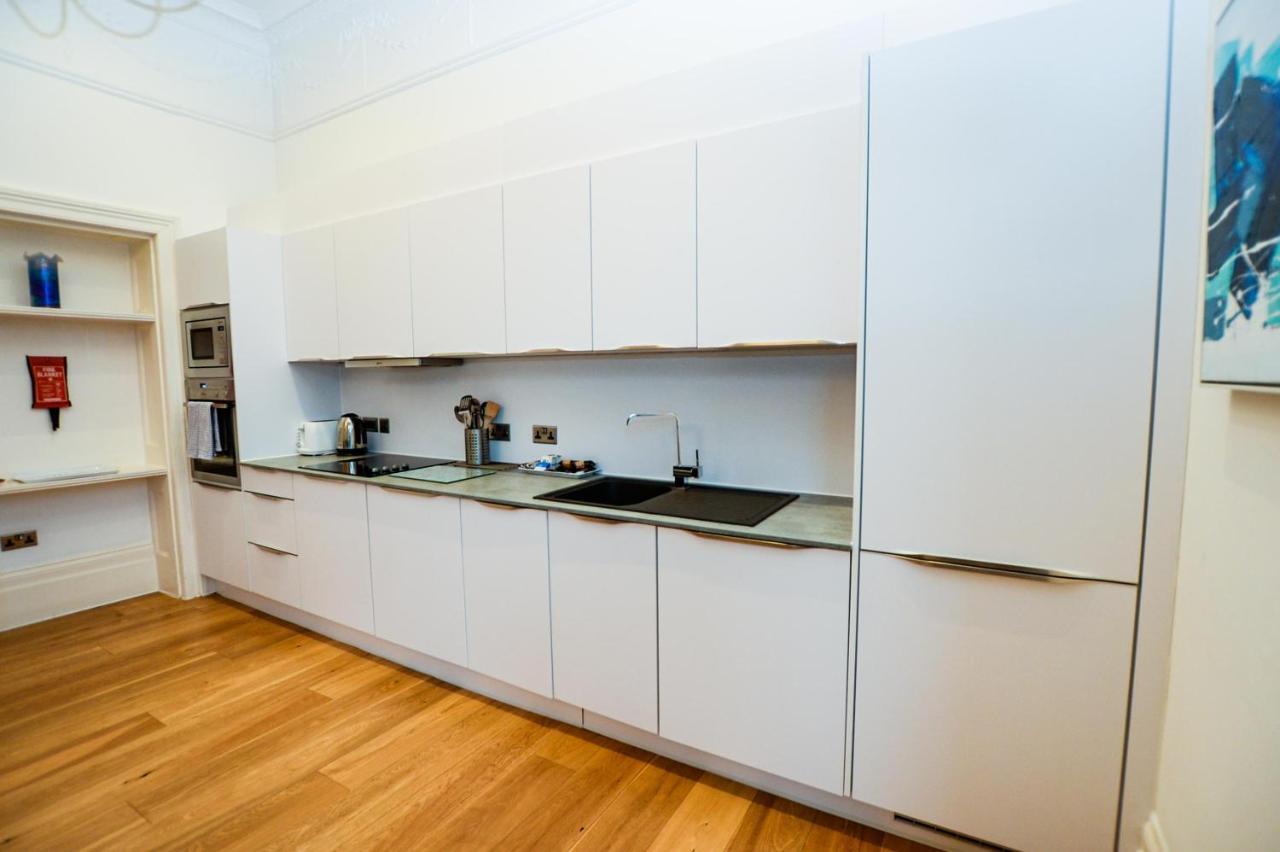 Beaufort House Apartments From Your Stay Bristol Bagian luar foto